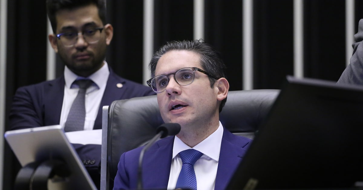 Câmara dos Deputados se mobiliza para combater a adultização de crianças e adolescentes após vídeo impactante