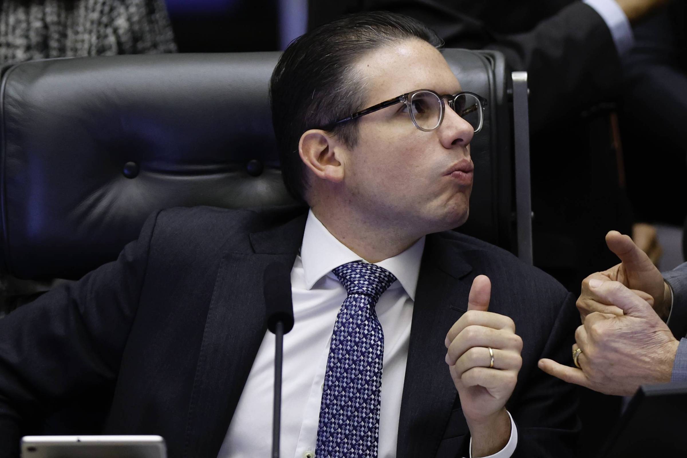 Câmara dos Deputados se mobiliza para votar projeto de proteção às crianças online na próxima semana