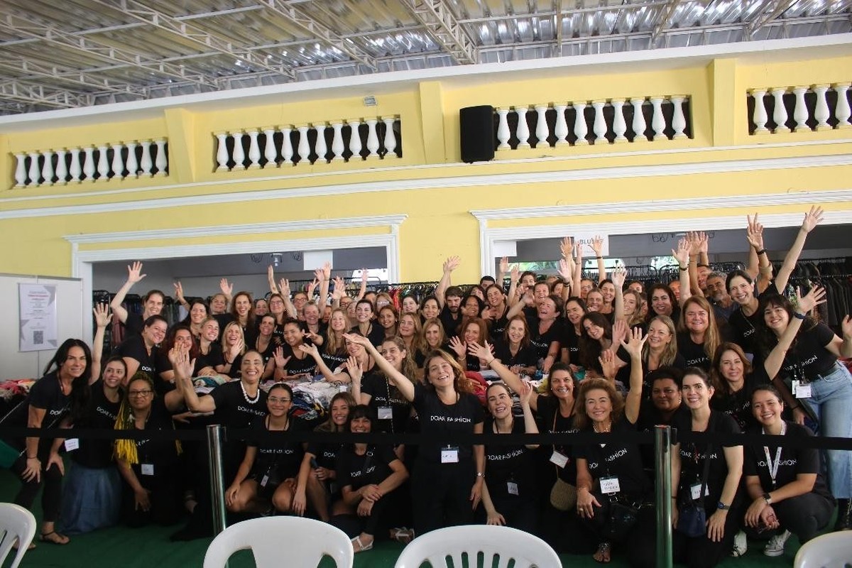 Doar Fashion promove solidariedade e moda na Gávea com arrecadação para jovens em vulnerabilidade social