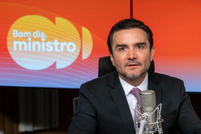 Ministro do Turismo defende culinária amazonense e garante infraestrutura para a COP 30 em Belém