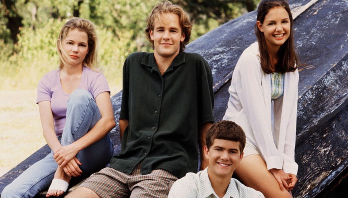 Elenco de 'Dawson's Creek' se reúne em leitura beneficente em apoio a James Van Der Beek e à fundação F Cancer