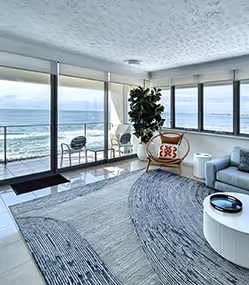 Premium Penthouse Lounge