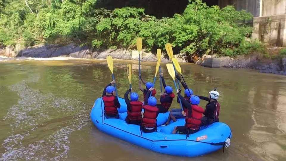 Unforgettable rafting from Medellin (the best class IV river expedition)