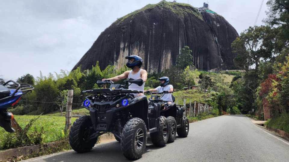 Guatapé (optional paragliding, coffee, atv, boat) tour from Medellin