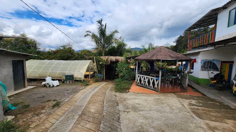 Amazing ATV and Local Coffee Farm Private Tour from Guatape