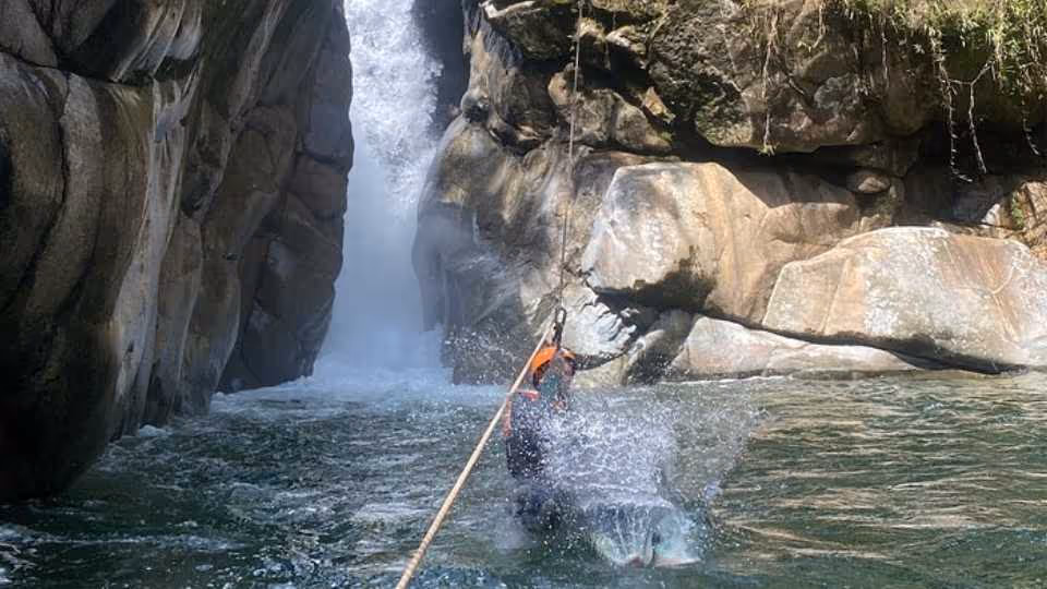 paragliding over guacaica jungle and canyoning from guatape