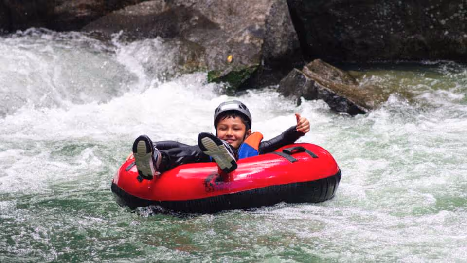 4 hours private Arenal river tubing from Guatape