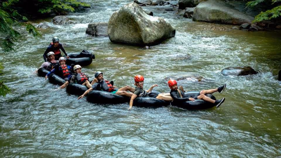 4 hours private Arenal river tubing from Guatape