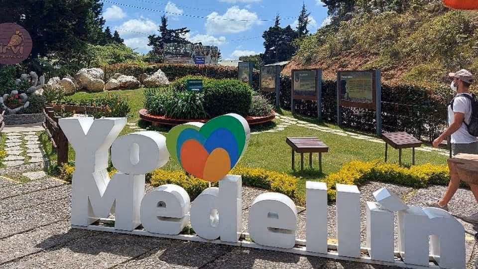 Arví Park & Santa Elena Adventure: Forests, Flowers & More to Explore from Medellin