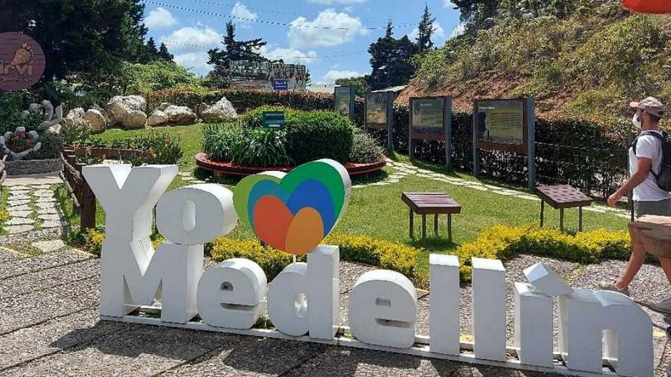 Arví Park & Santa Elena Adventure: Forests, Flowers & More to Explore from Medellin