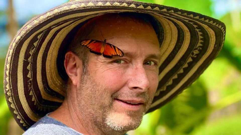 Guatapé (optional paragliding, coffee, atv, boat) tour from Medellin