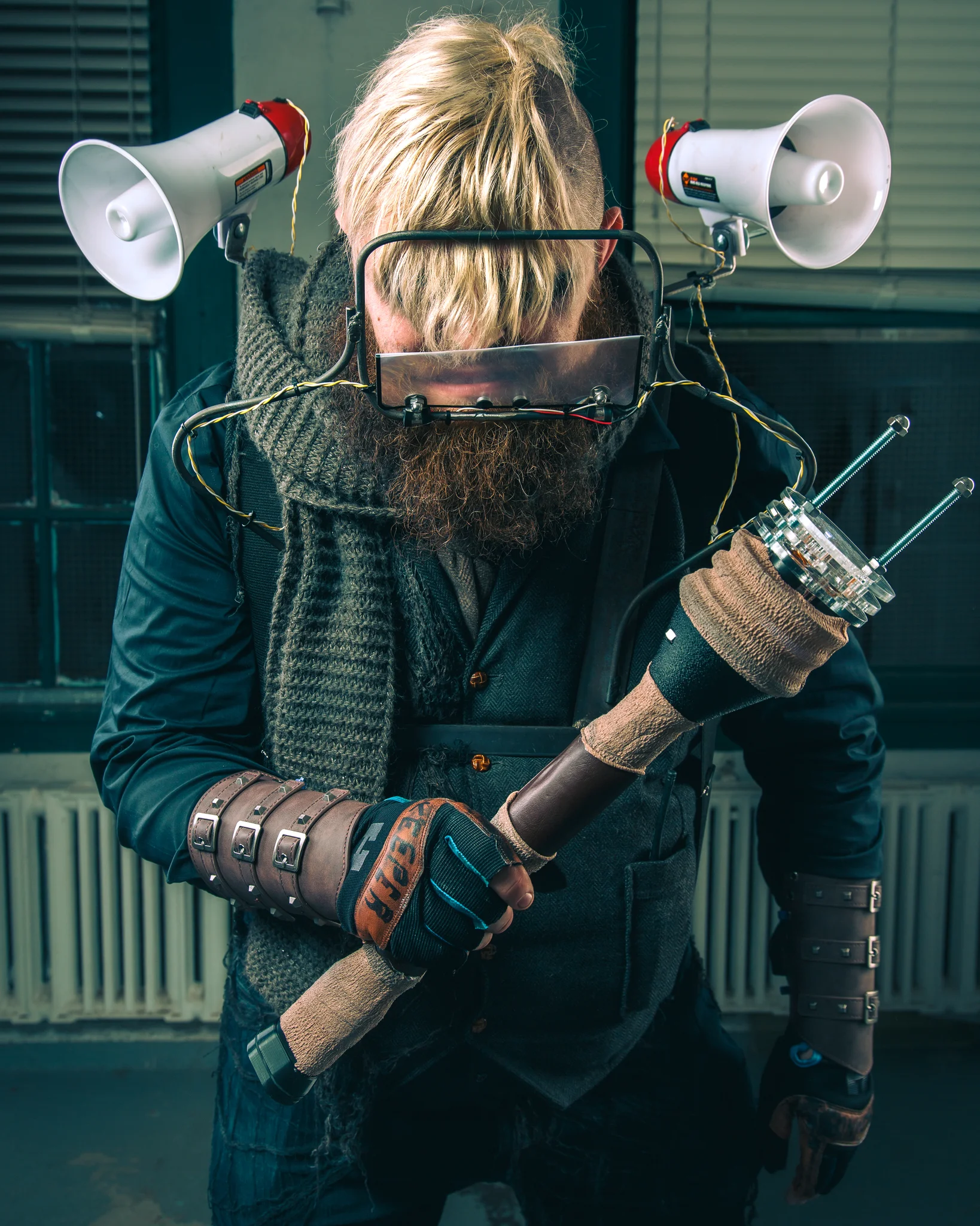 Dark Prison performer photographed by Aldo