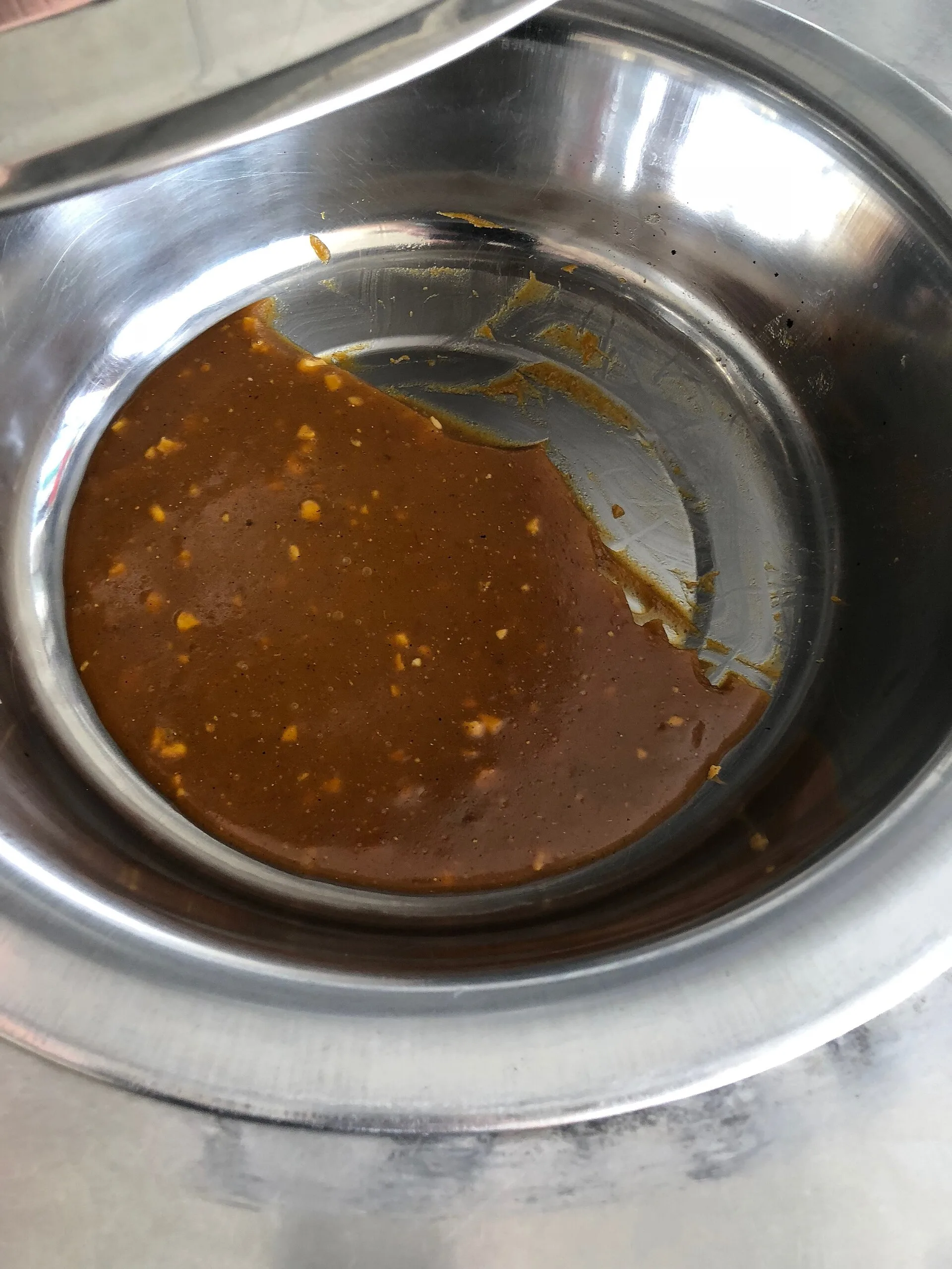 Bowl of Omani halwa made with saffron