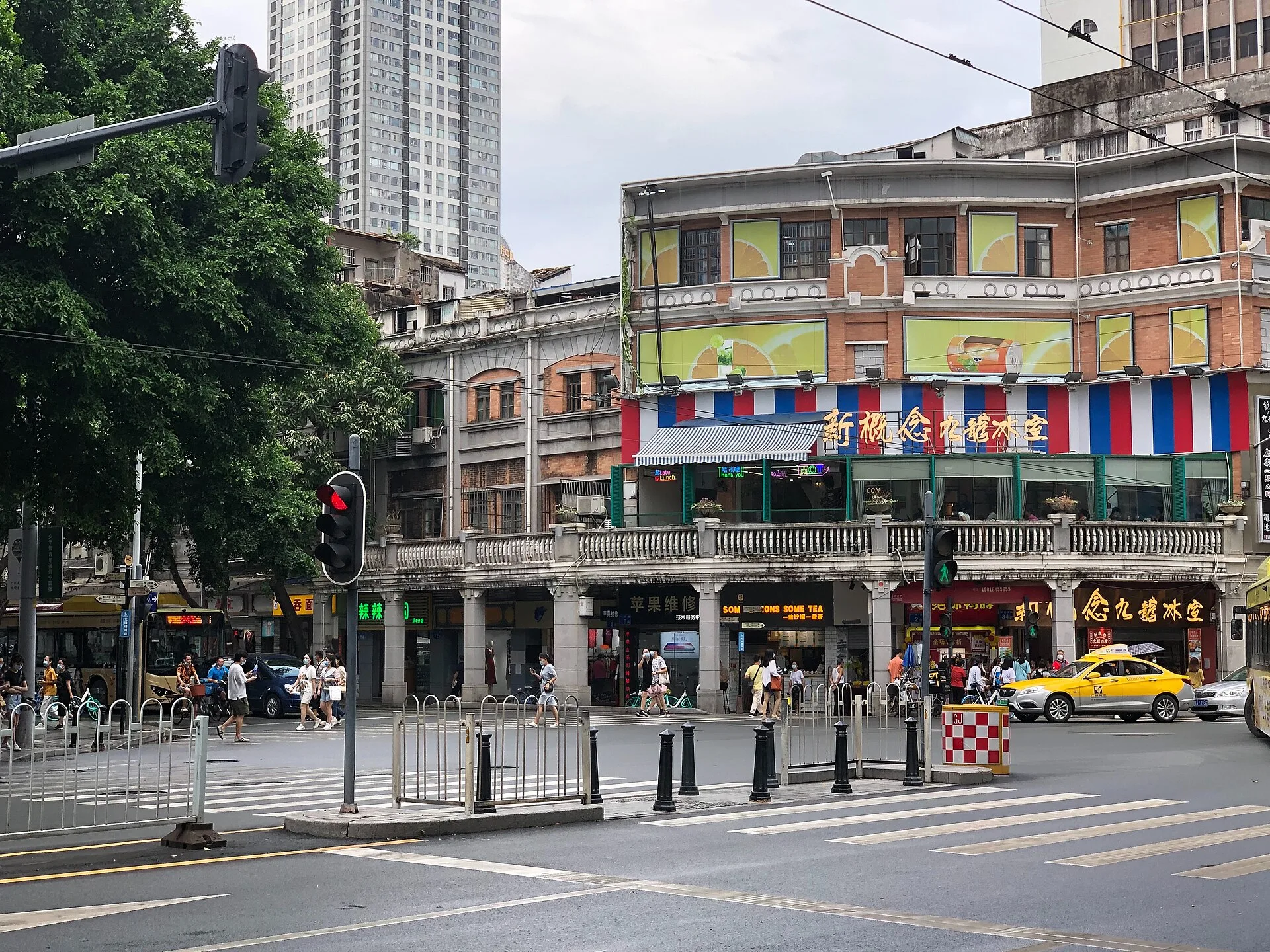 Arcaded qilou buildings near Beijing Road, Guangzhou
