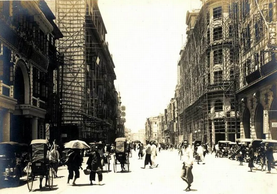 Historic photograph of Taiping South Road, Guangzhou