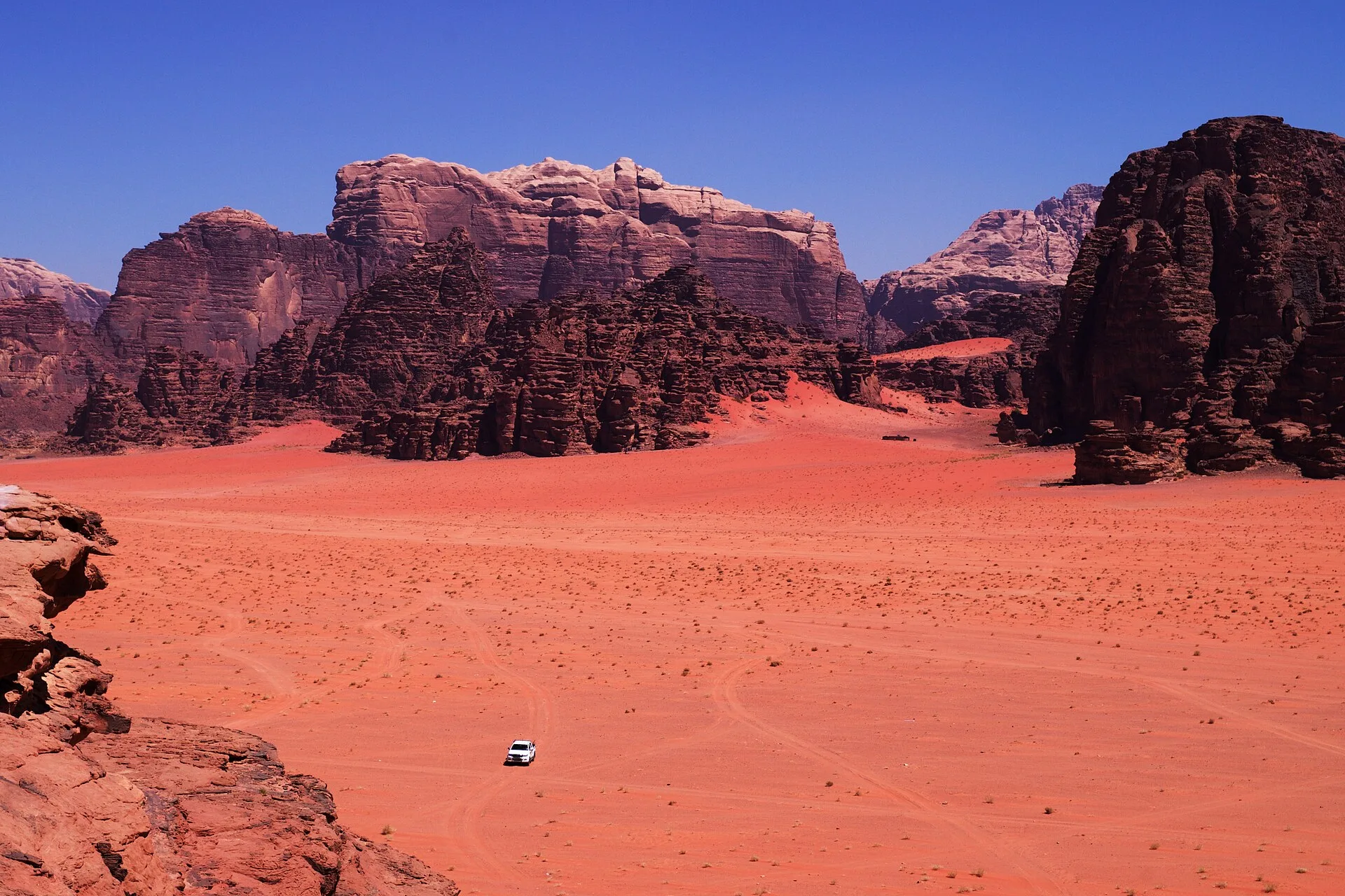 Wadi Rum desert: the Valley of the Moon in southern Jordan