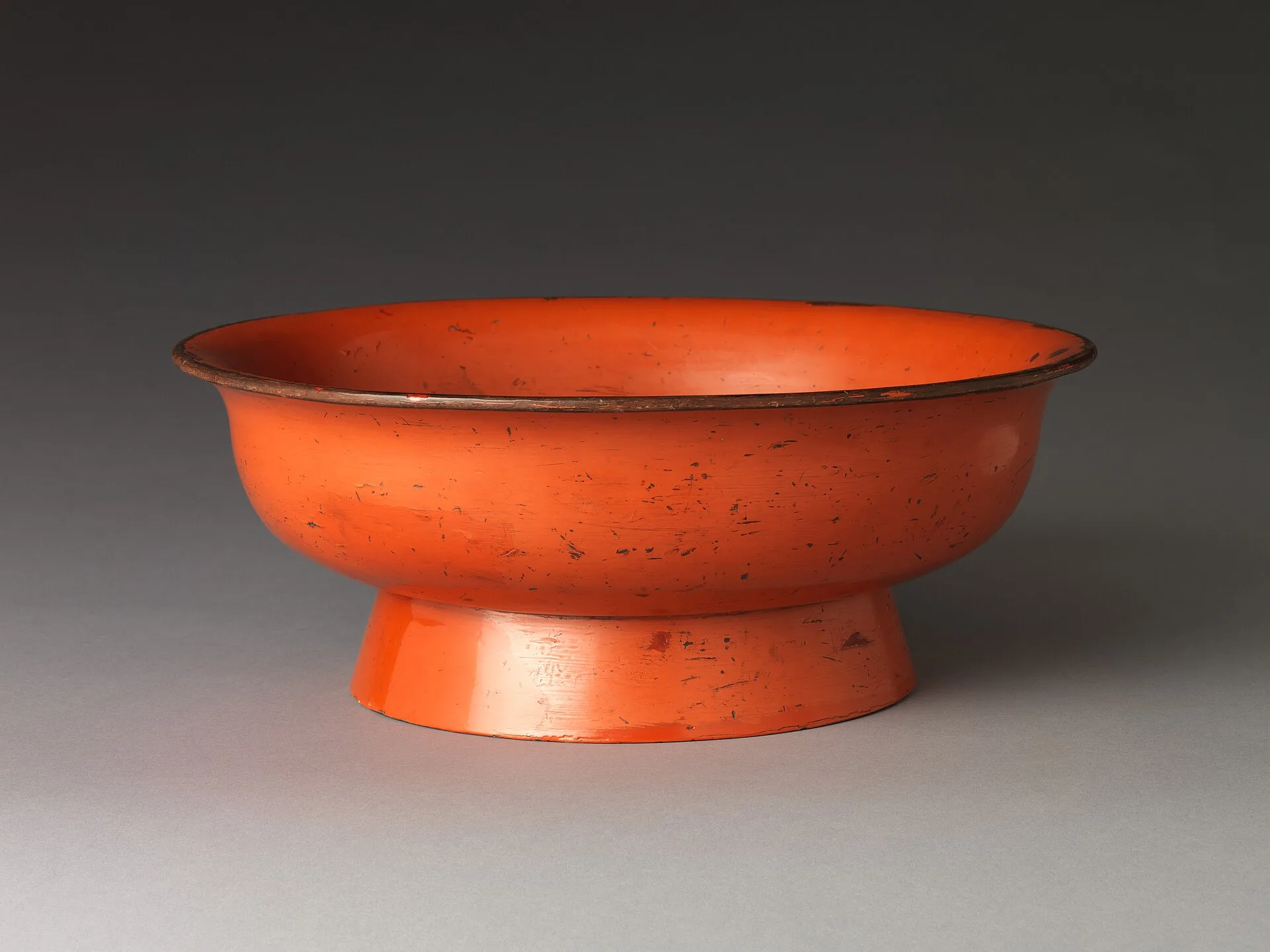 In Praise of Shadows: Tanizaki's essay on light, lacquer and Japanese design