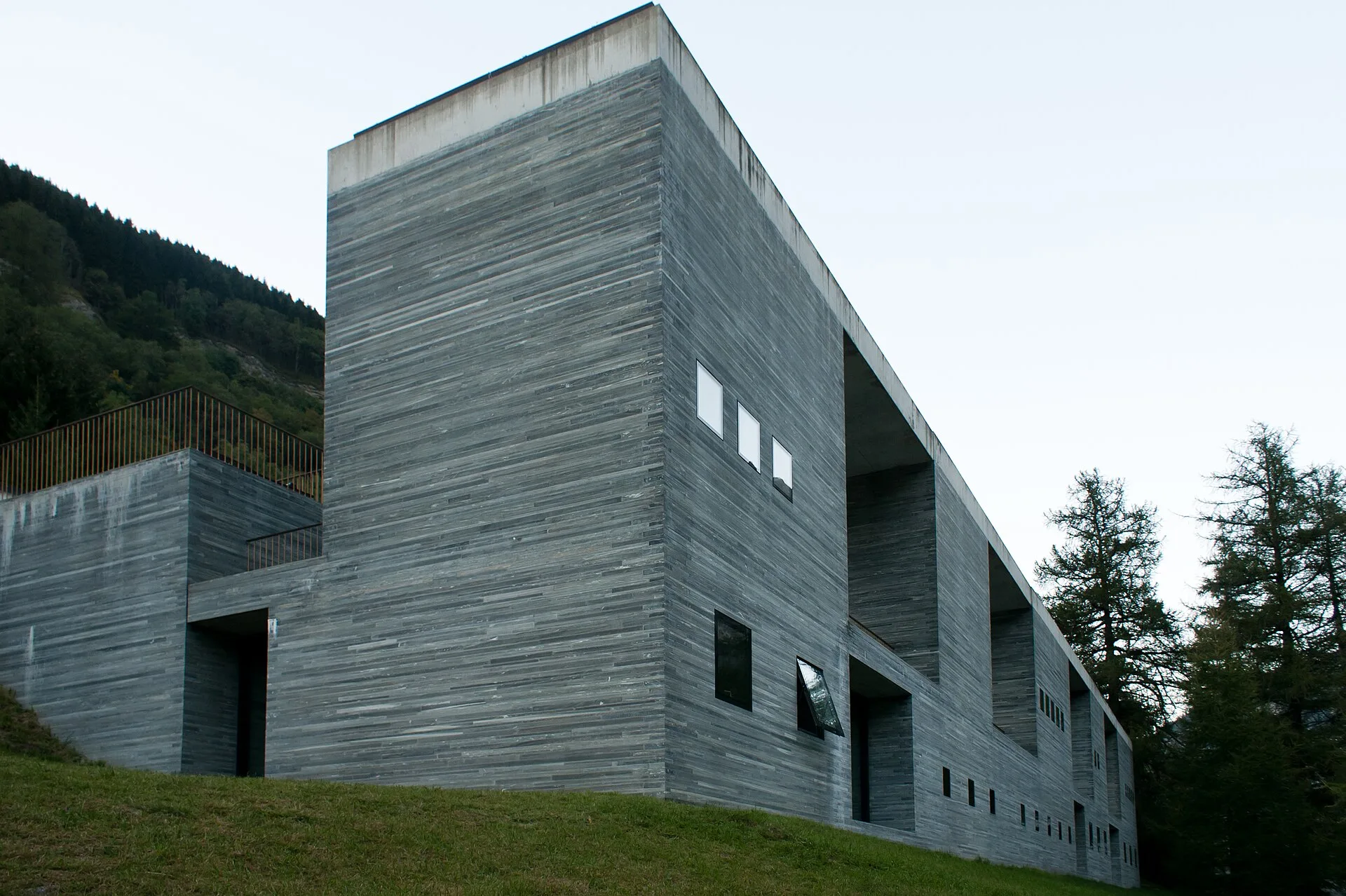 Therme Vals: Peter Zumthor's quartzite thermal baths in the Swiss Alps