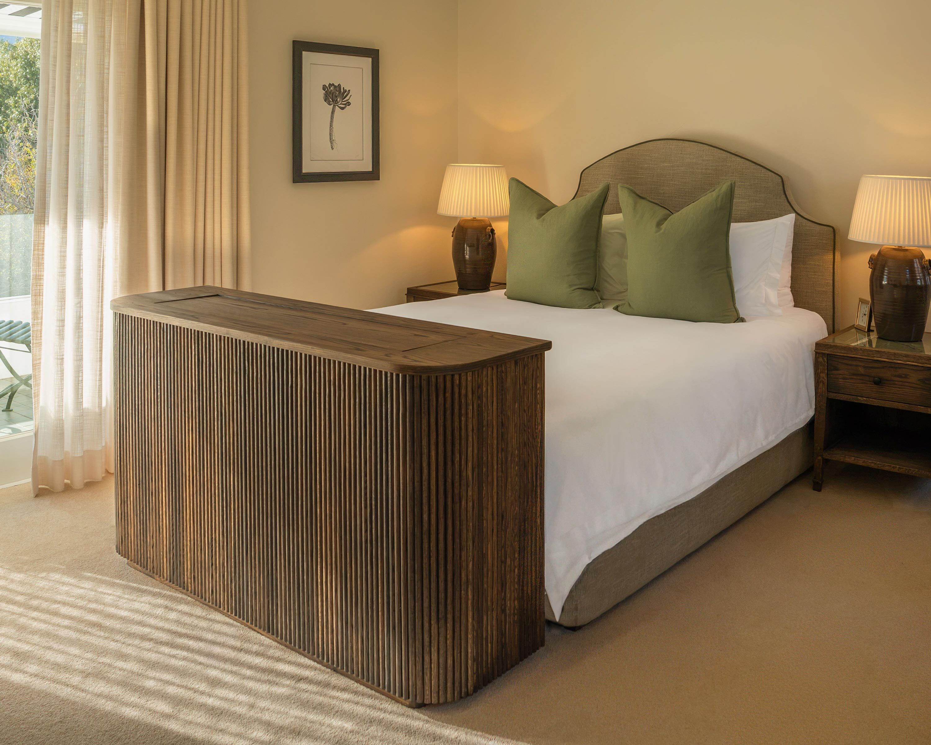 Our cutest suite, Le Mignon is a 27m² first floor suite with a generous balcony from which you can enjoy the magnificent mountain views. Le Mignon and La Sorbonne can be booked in conjunction to create a private family unit that occupies the entire first floor.