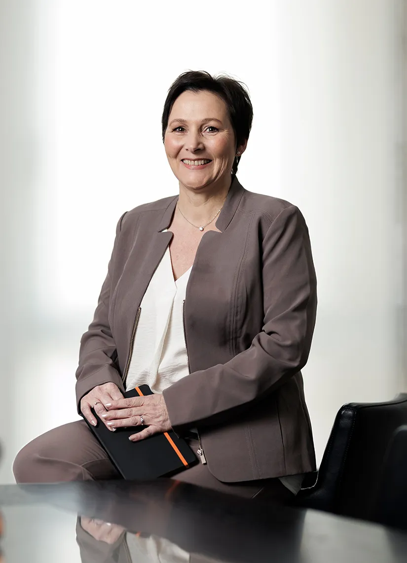 Ramona Savary