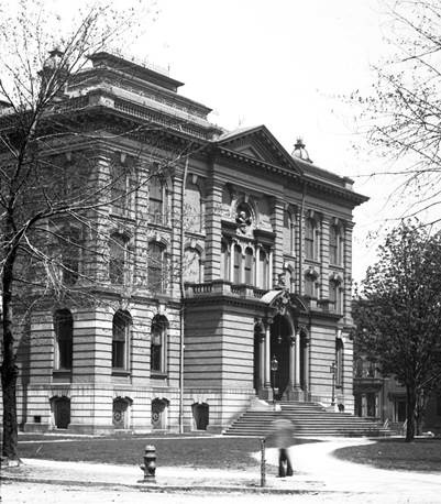 The Gratiot Avenue facade (main entrance) of the library