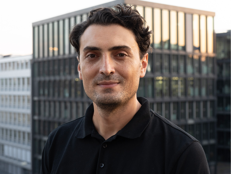 Über uns Porträt Agron Zeqiri