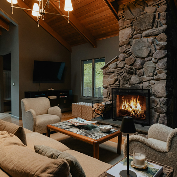 Rainy Day Cabin Fun: Best Games & Activities for Lake Vacations