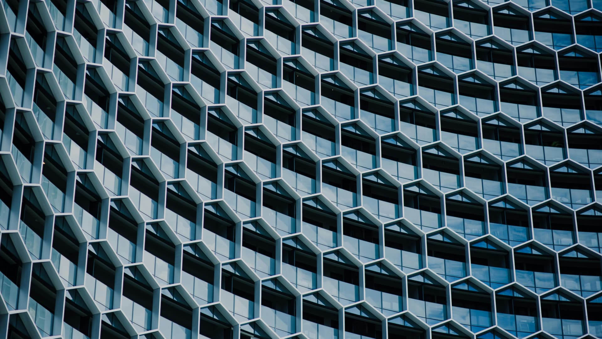 The $2 Trillion Digital Asset Revolution: How Regulated Tokenization is Transforming Global Finance