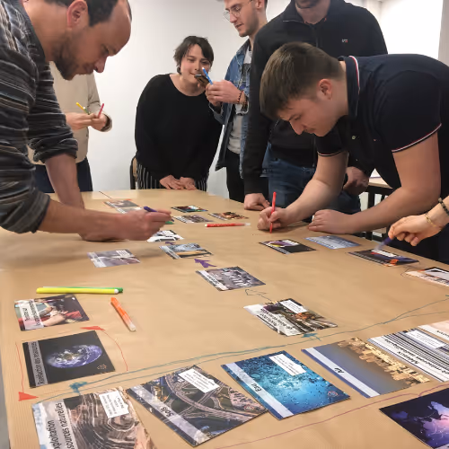 La Fresque de l'Economie Circulaire forme vos collaborateurs à l'animation de l'atelier.