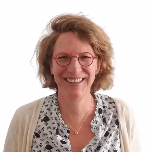 Anne-France Mariacher est co-fondatrice de La Fresque de l'Economie Circulaire