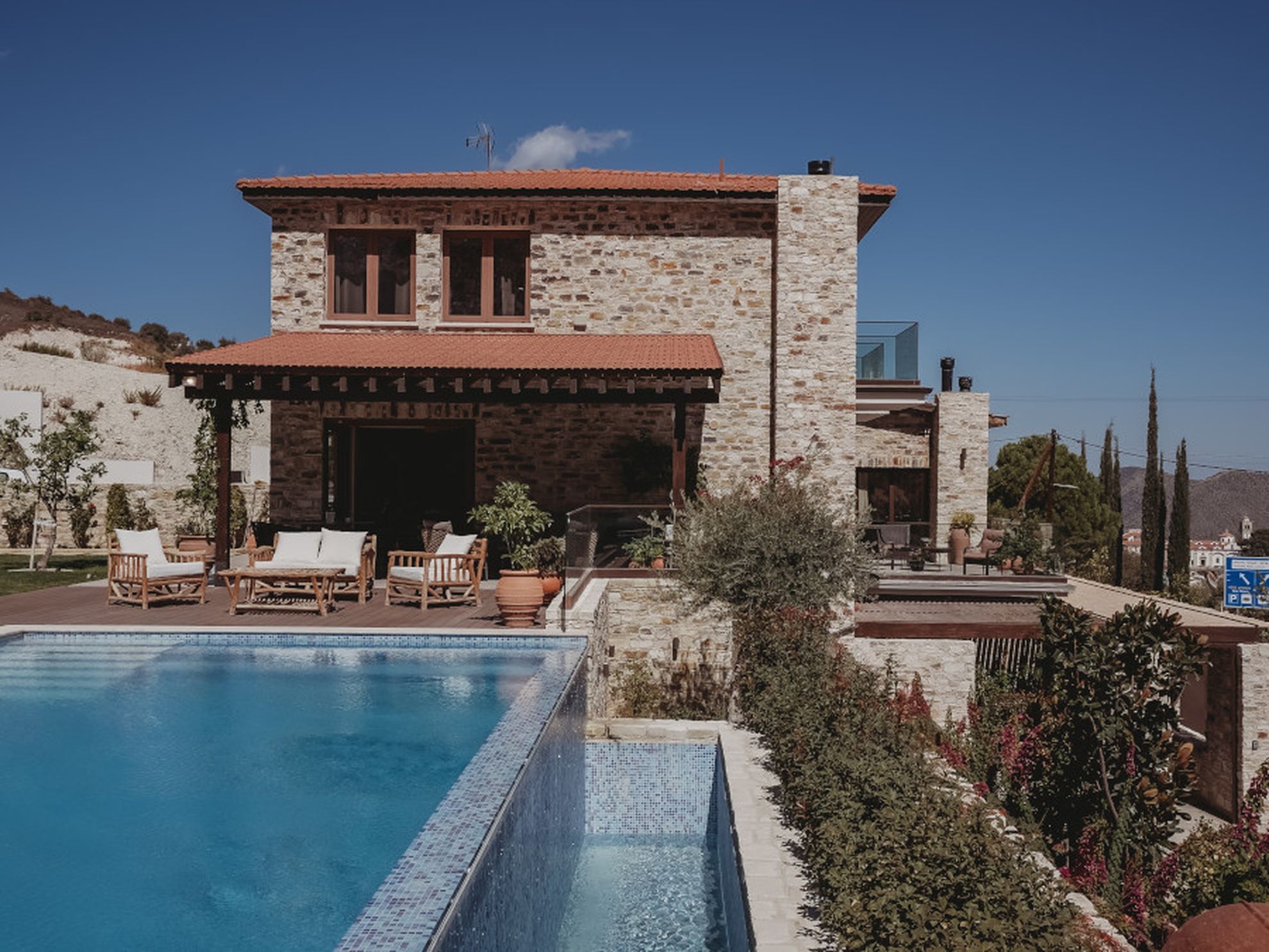 Изображение основного объекта