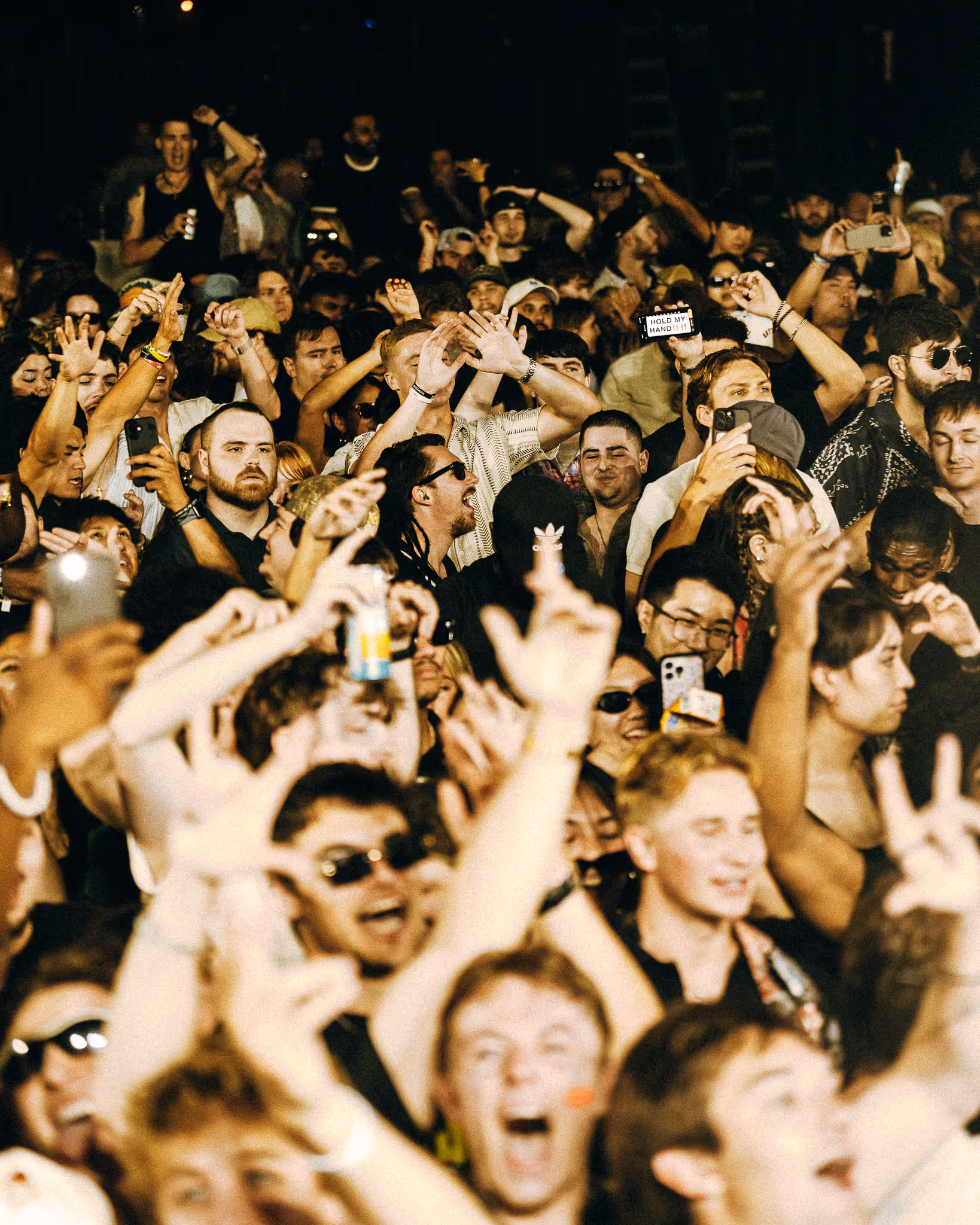 FWD Crowd