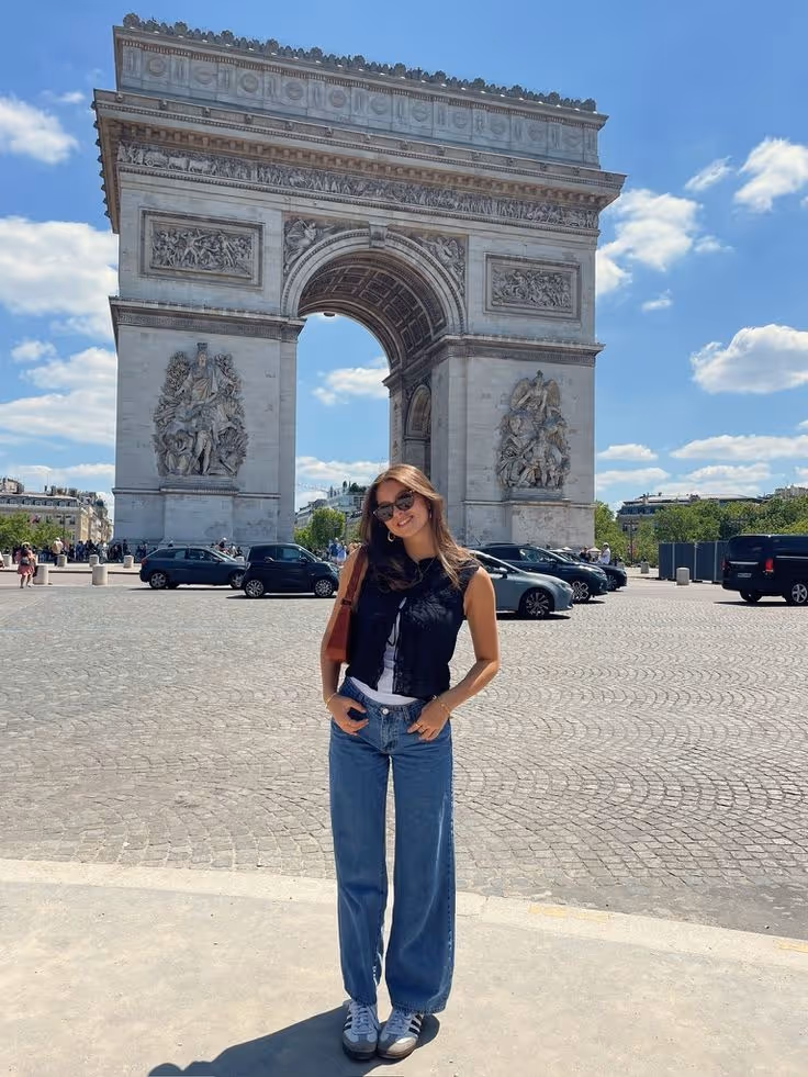 image of a diverse team in a meeting (for a edtech)