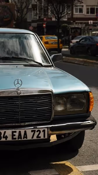 Mercedes Benz 240