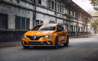 Renault clio jaune