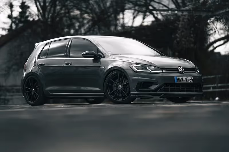 R (Volkswagen)
