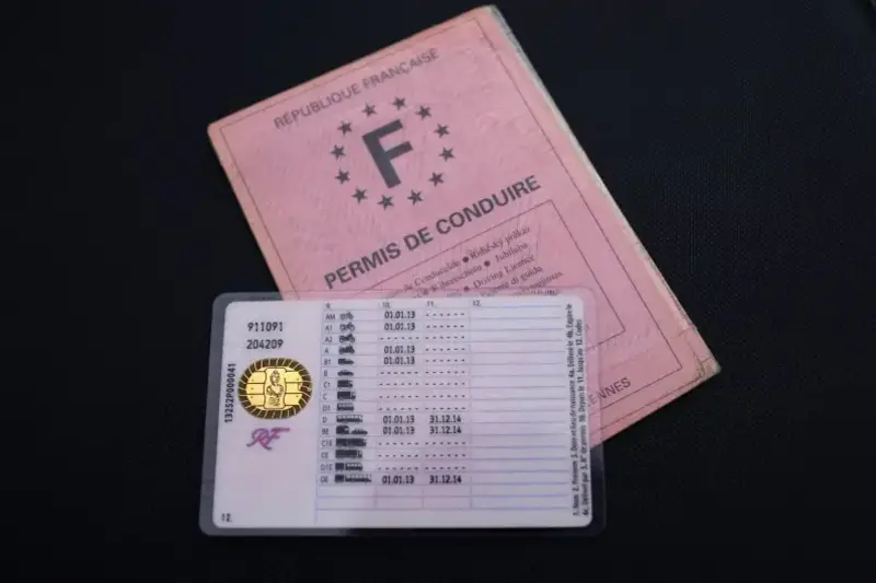 Permis boite auto pas cher 