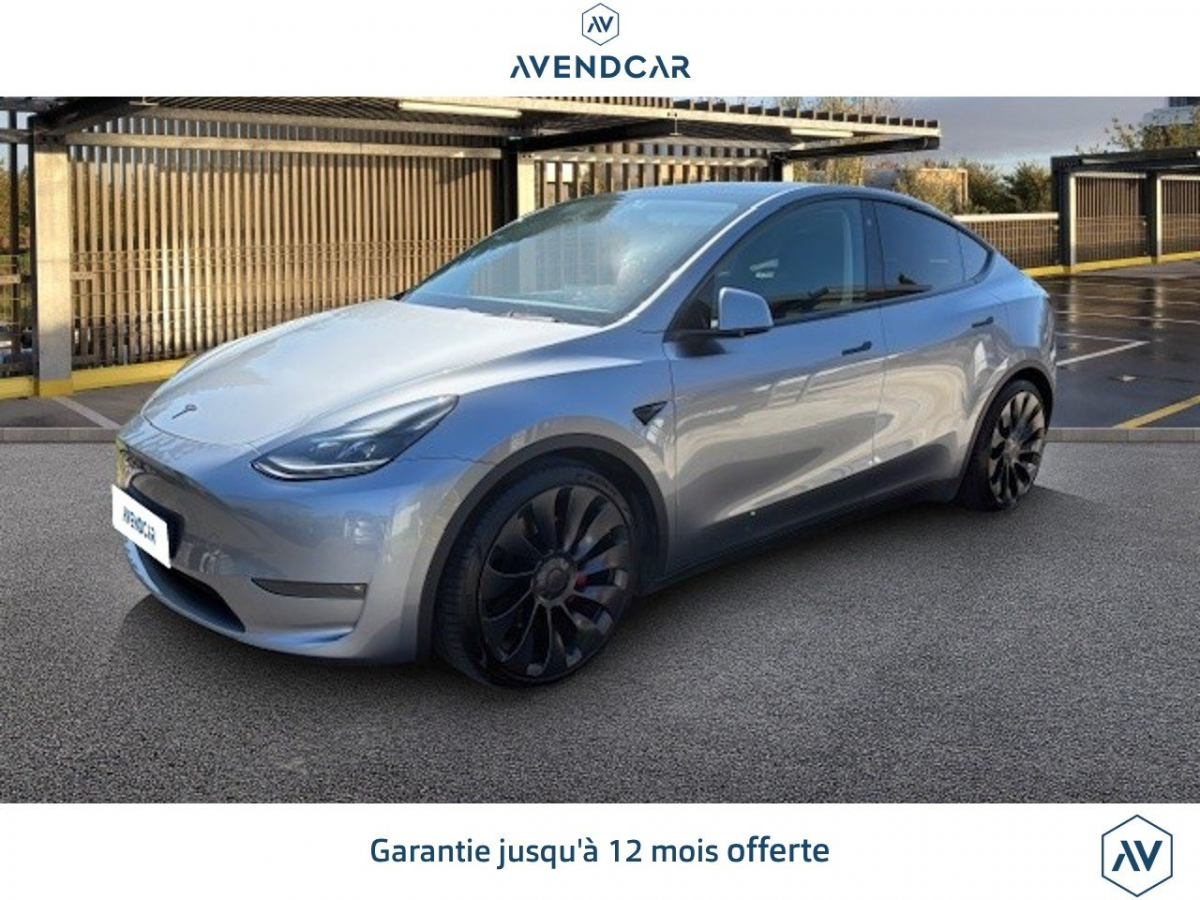 Tesla Model Y 2024