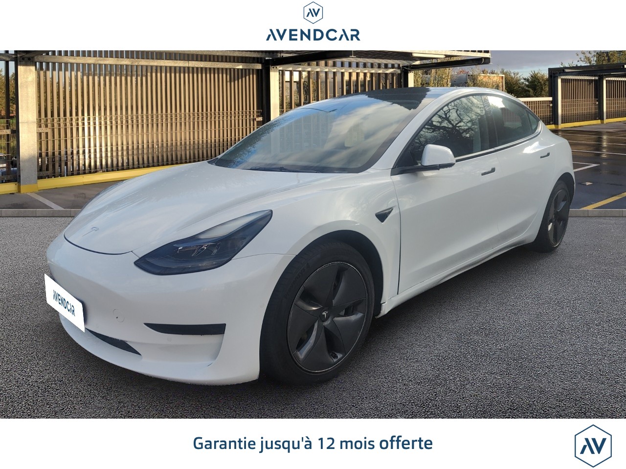 TESLA MODEL 3 2021