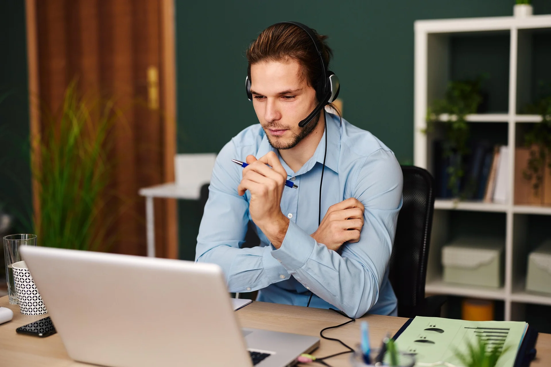 Using ChatGPT to assist a customer success manager during the customer call