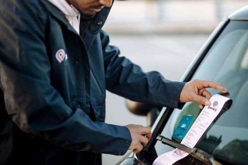 Parkit förklarar hur du på bästa sätt undviker kontrollavgifter och böter