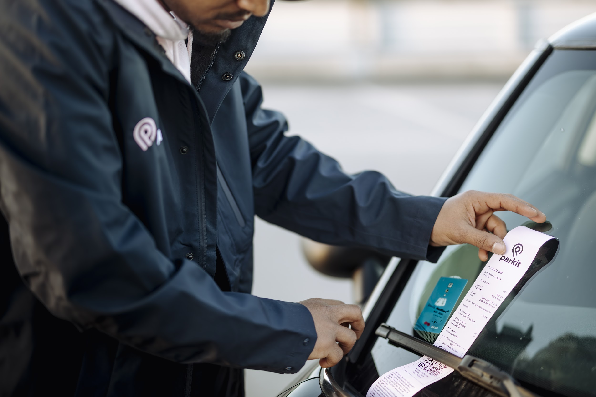 Parkit förklarar hur du på bästa sätt undviker kontrollavgifter och böter