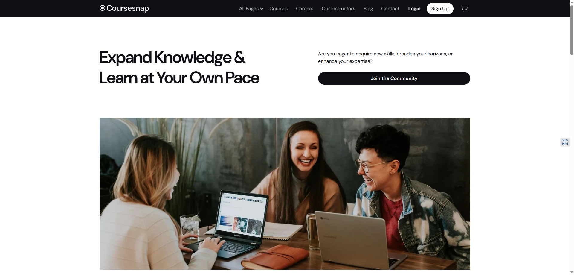 Coursesnap — Kurumsal Webflow örneği