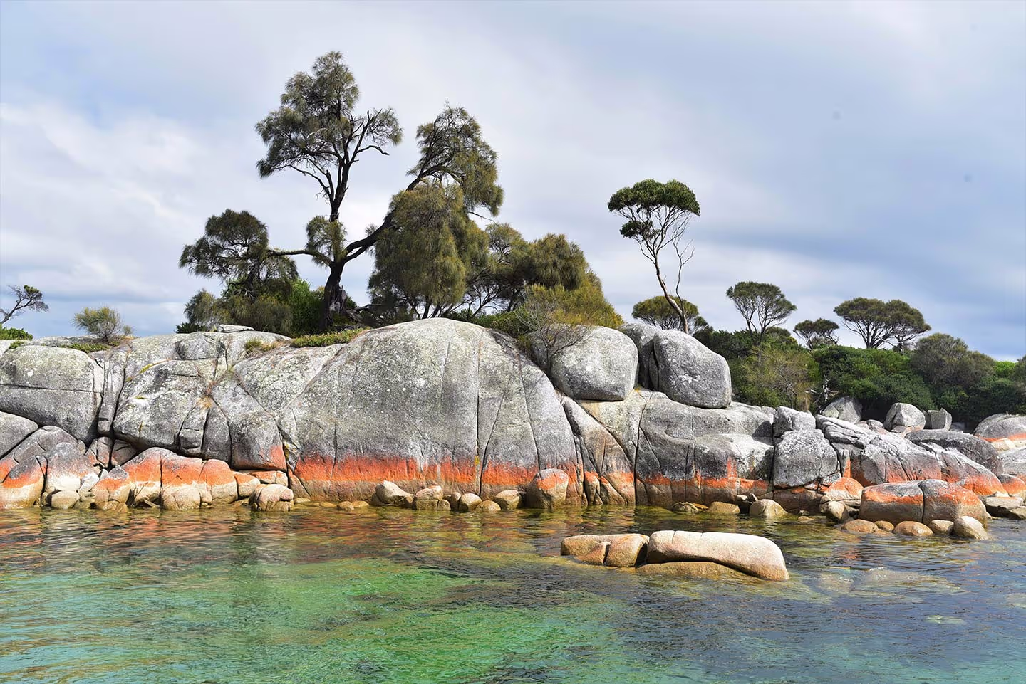 A photo of rocky coastline