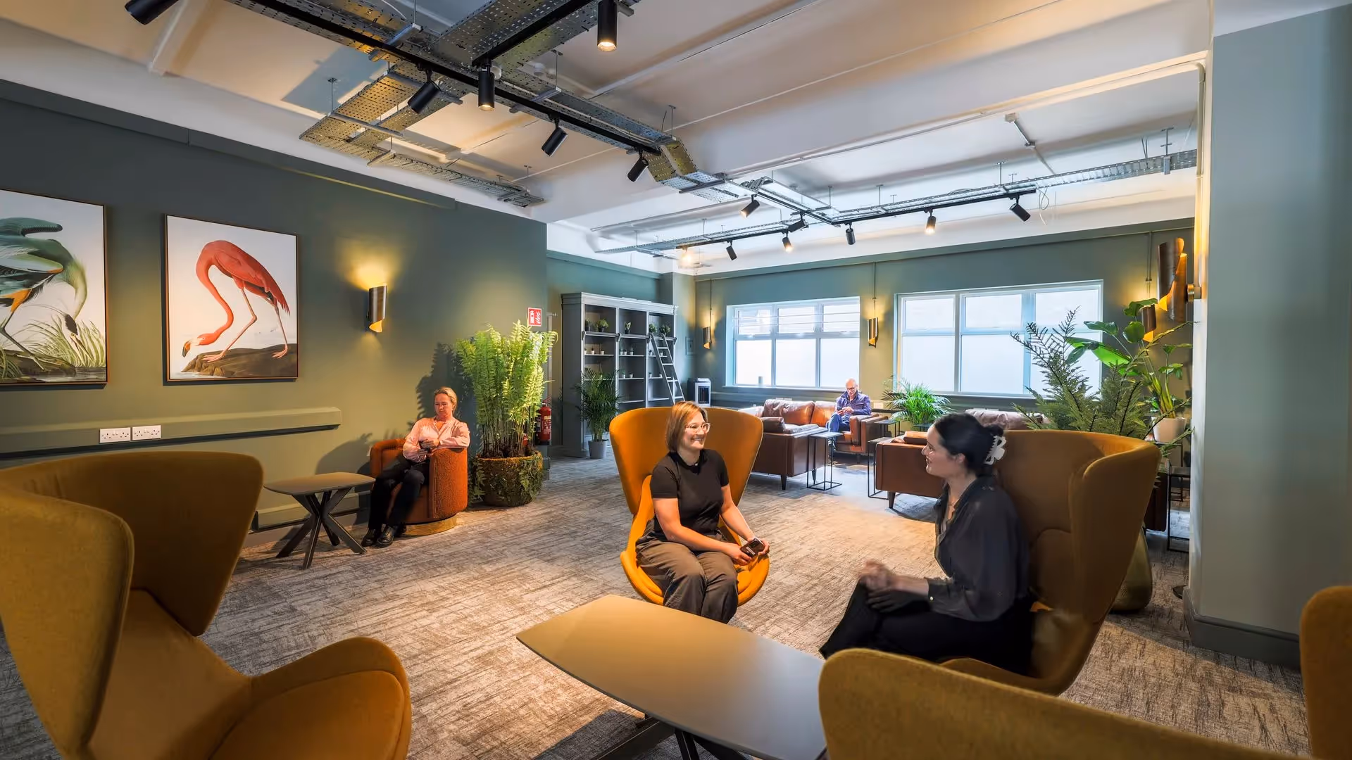 comfortable lounge space with seating at Pembr
