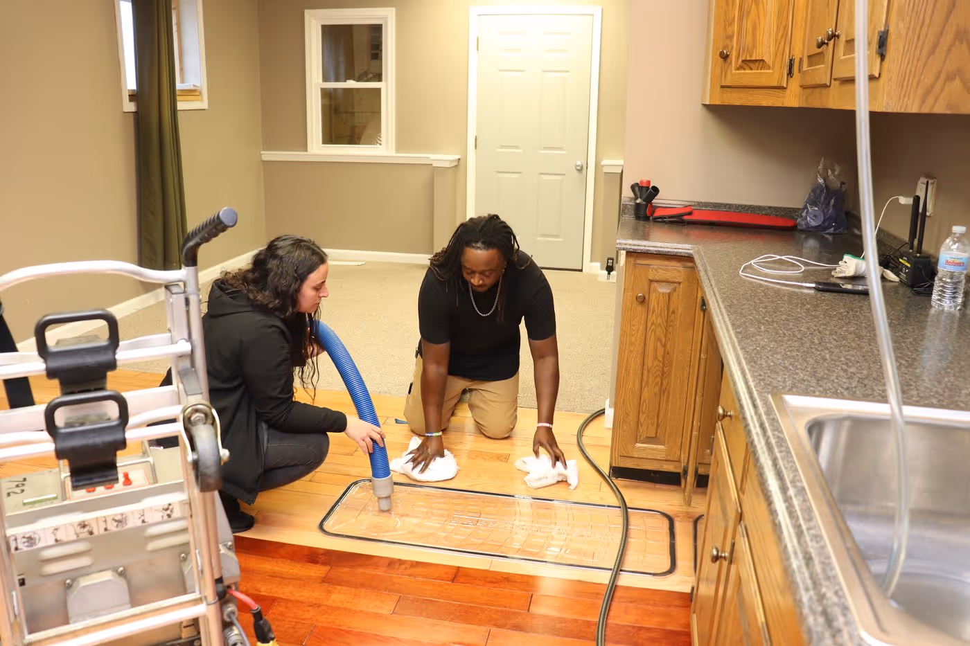 Hardwood floor drying with injection drying system