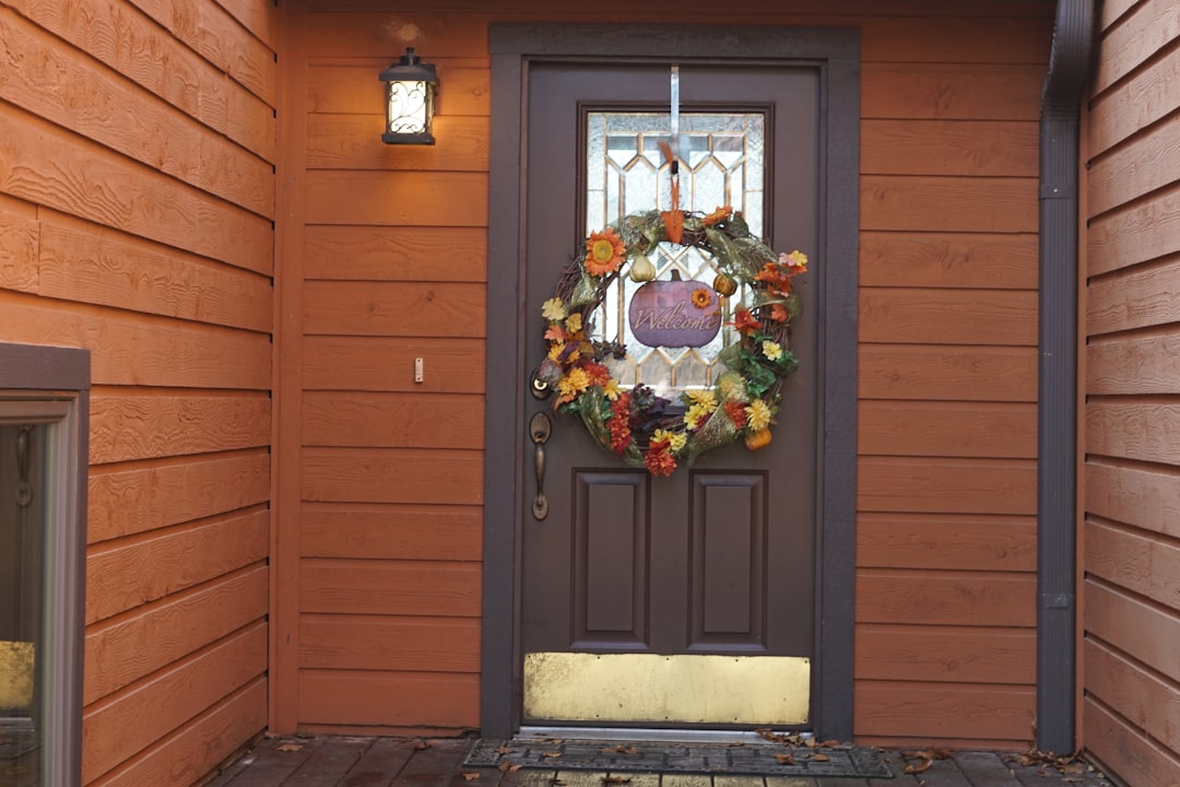 Finished entry door with clean trim and hardware - install prehung front door Finished entry door with clean trim and hardware - install prehung front door
