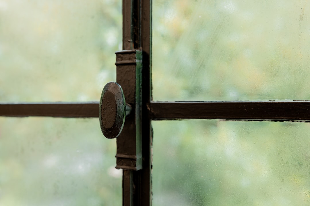 High-quality window hardware and glass components - Window installation warranty NJ High-quality window hardware and glass components - Window installation warranty NJ