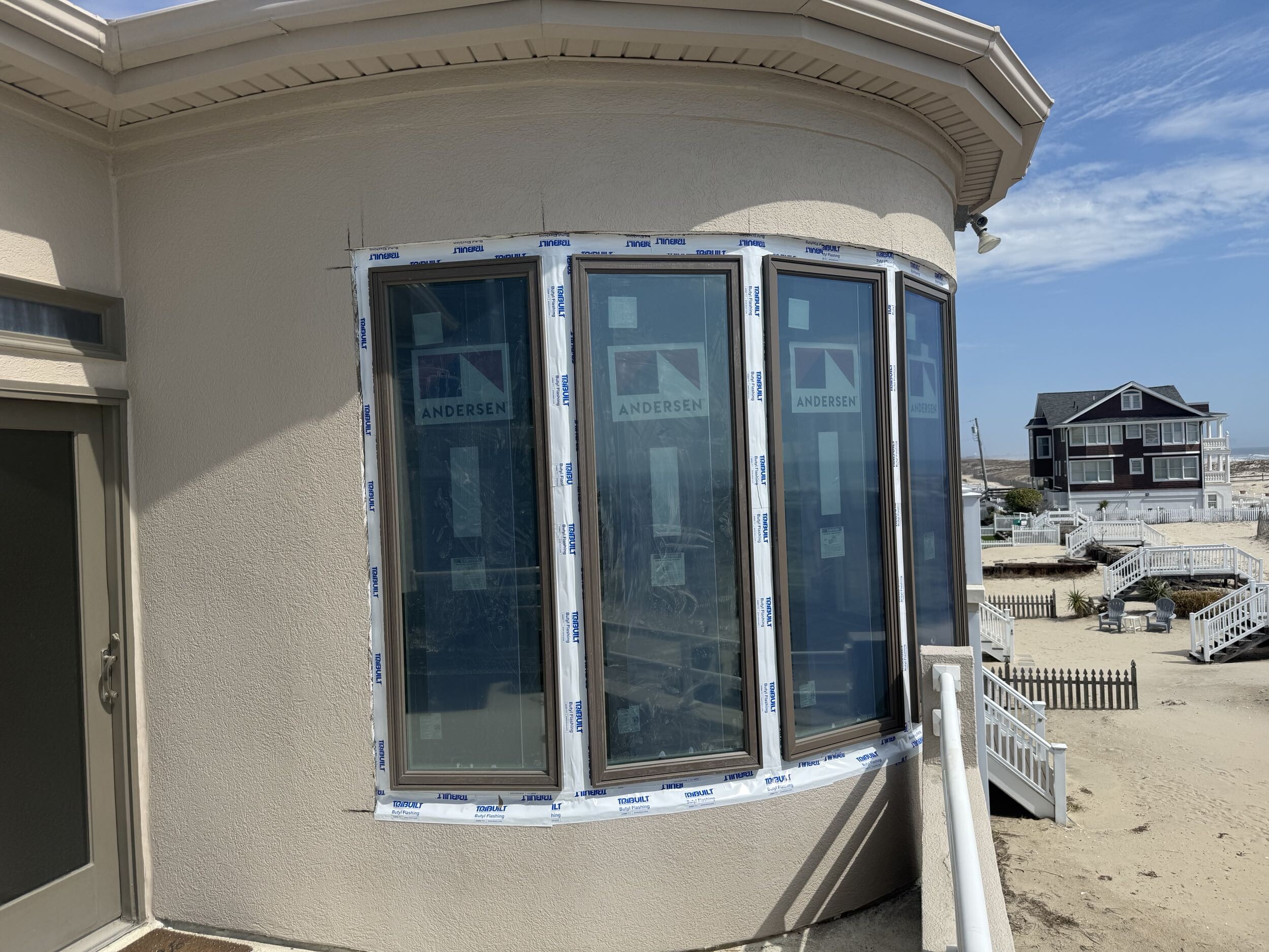 Getting the Best Deal on Professional Window Installation
