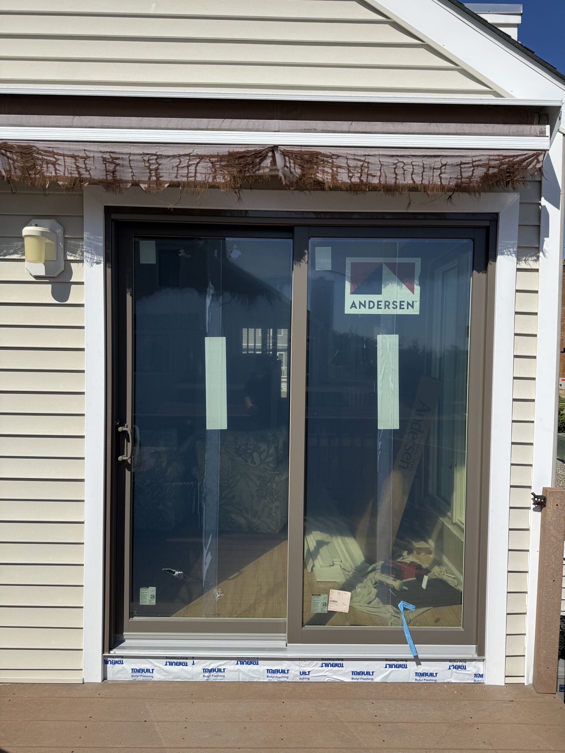 A Clear Guide to Installing Replacement Windows